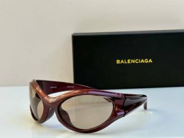 Picture of Balenciga Sunglasses _SKUfw55480620fw